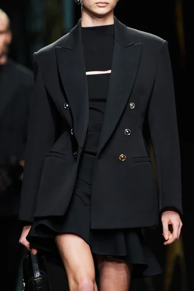 Look 1